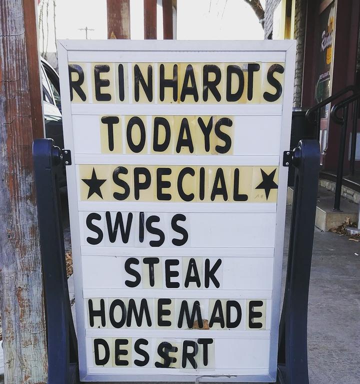 Reinhardt's Restaurant & Weinbar